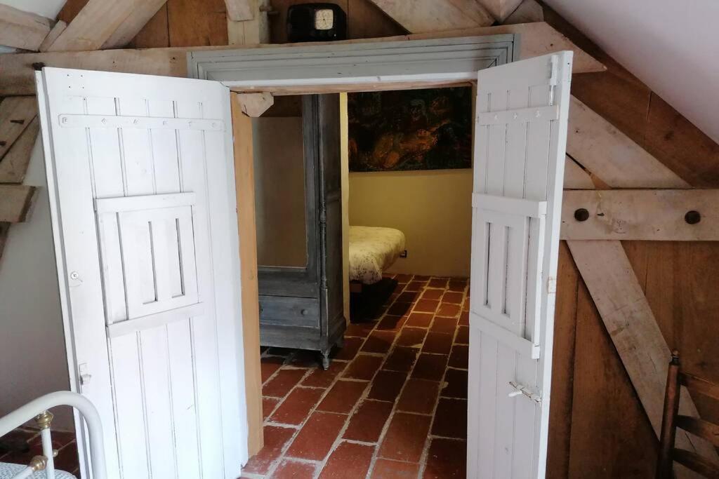 LE COTTAGE DES SABLONS près du zoo de Beauval Saint-Romain-sur-Cher Esterno foto